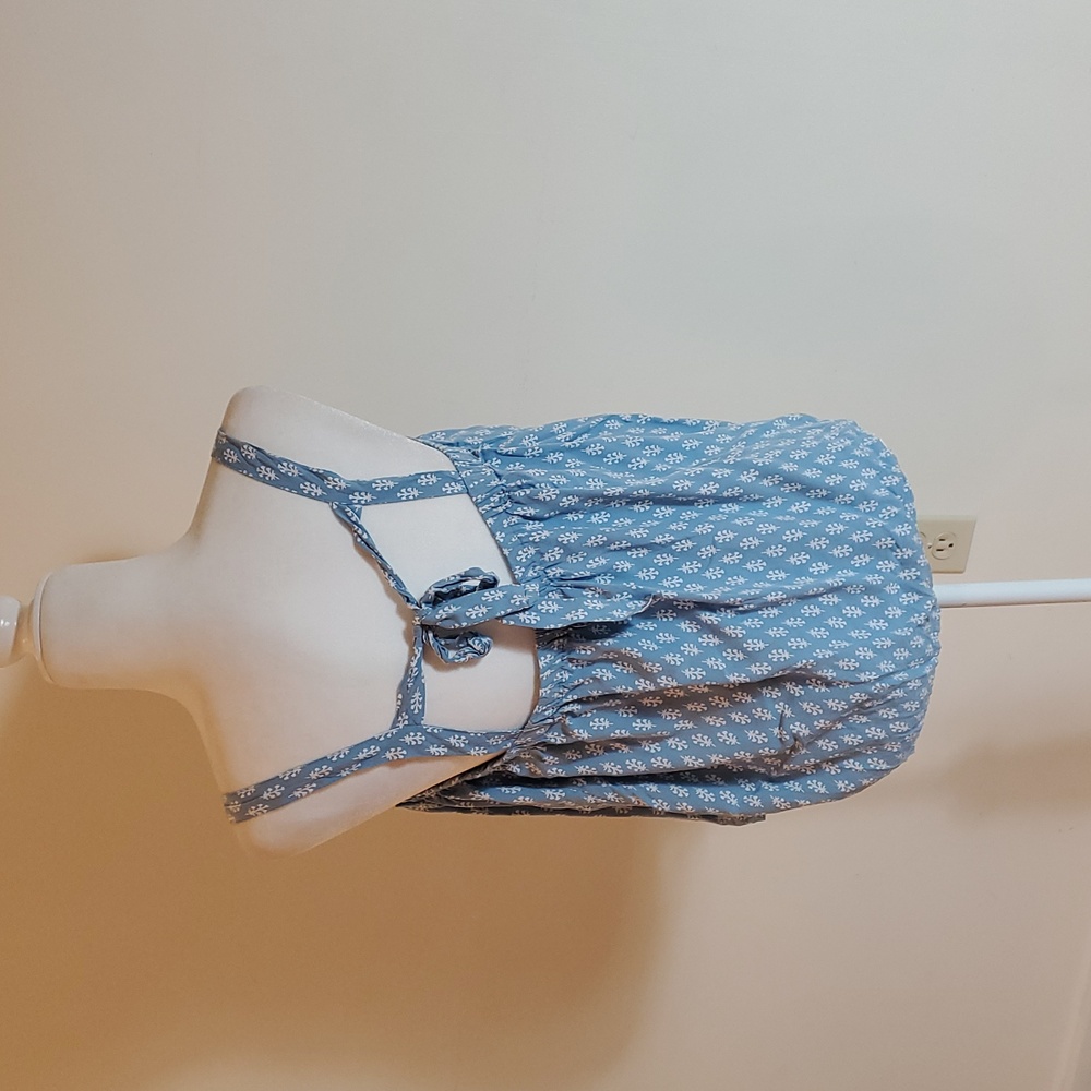 Old Navy blue and white tank top - Picture 6 of 8